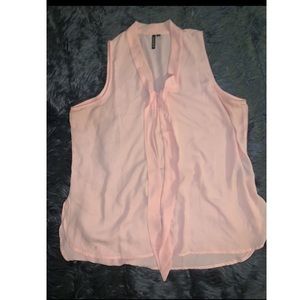 Blush sleeveless blouse Size XL
